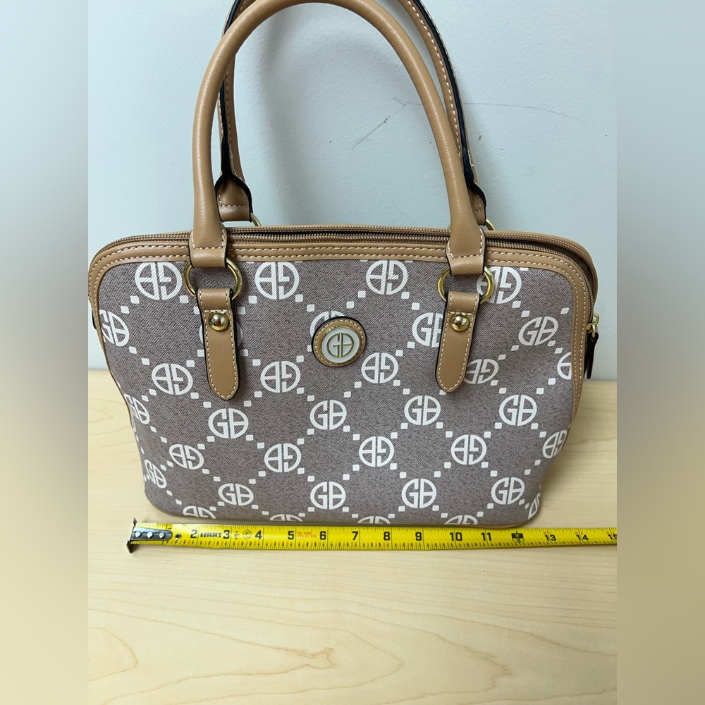 Giani Bernini Tan and Brown Satchel with Elegant Design - Picture 4 of 9